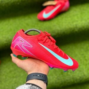 Nike Zoom Mercurial Vapor 16 Pro FG Men’s Soccer Cleats Brand New Authentic 9 US